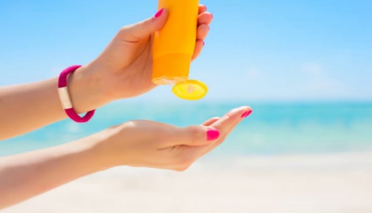 Ученые создали экологичный солнцезащитный крем с эффектом против старения