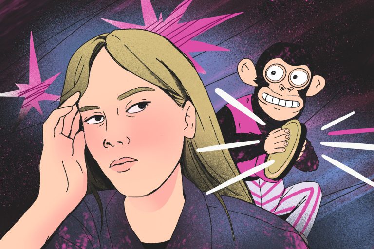 Почему женщины чаще страдают от мигрени: 3 научные причины