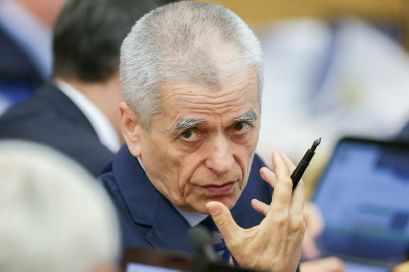 Онищенко отговаривает россиян от поездок в Турцию из-за вируса Коксаки